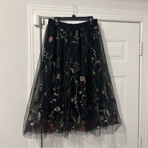 Black Tulle Midi Skirt with Flower Accents (No size tag, waist msrmt included)